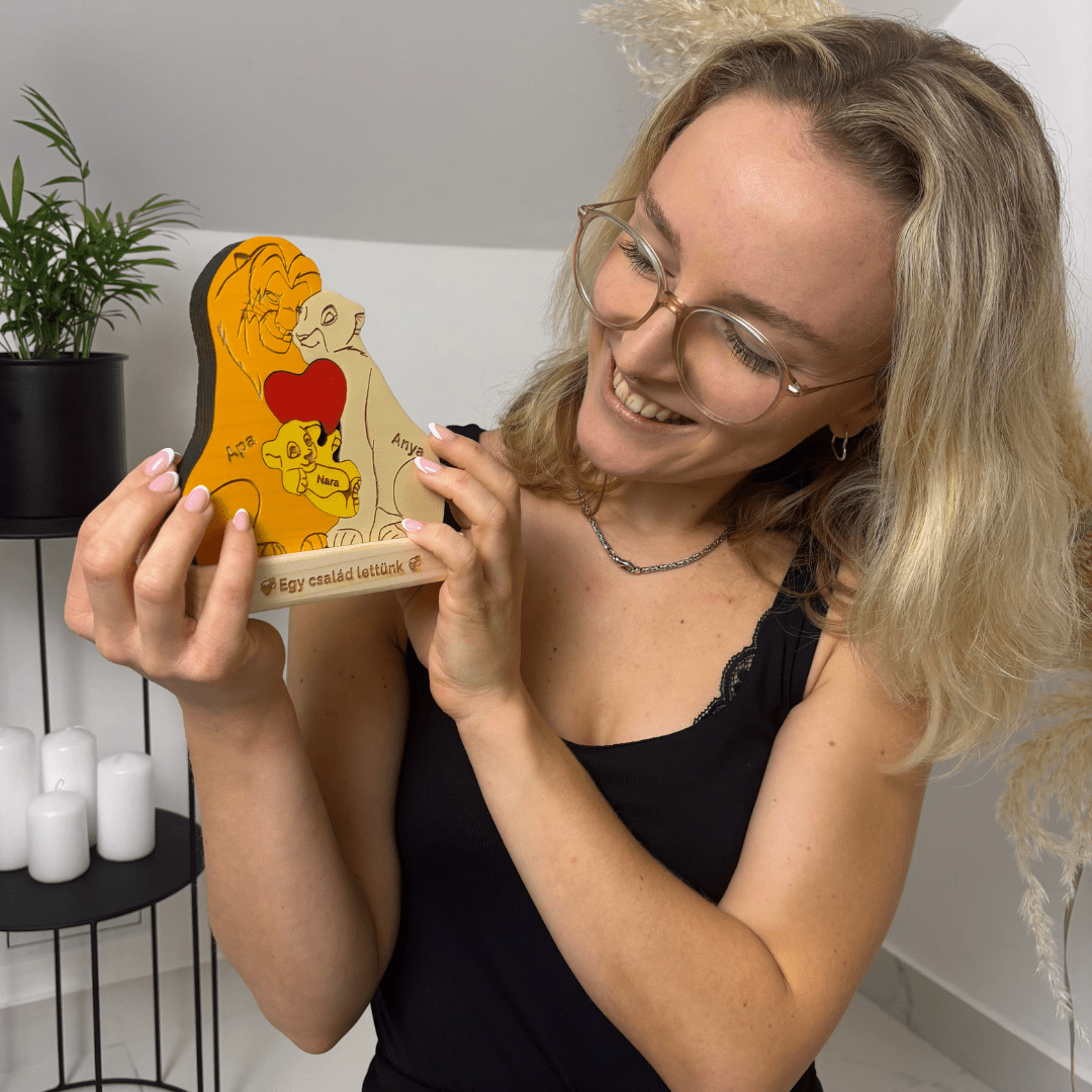 Kézműves oroszlán család fából