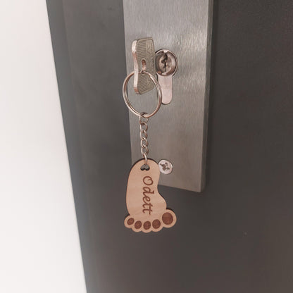 Baba lábnyom hűtőmágnes + 2 kulcstartó szett fából készítve