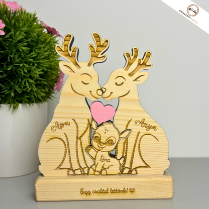 Kézműves rénszarvas család fából