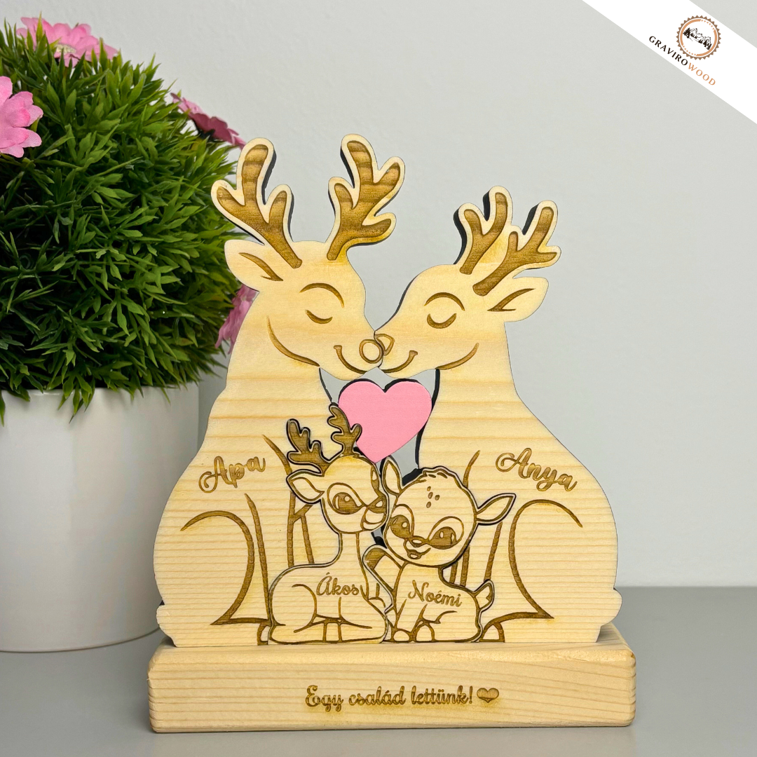 Kézműves rénszarvas család fából