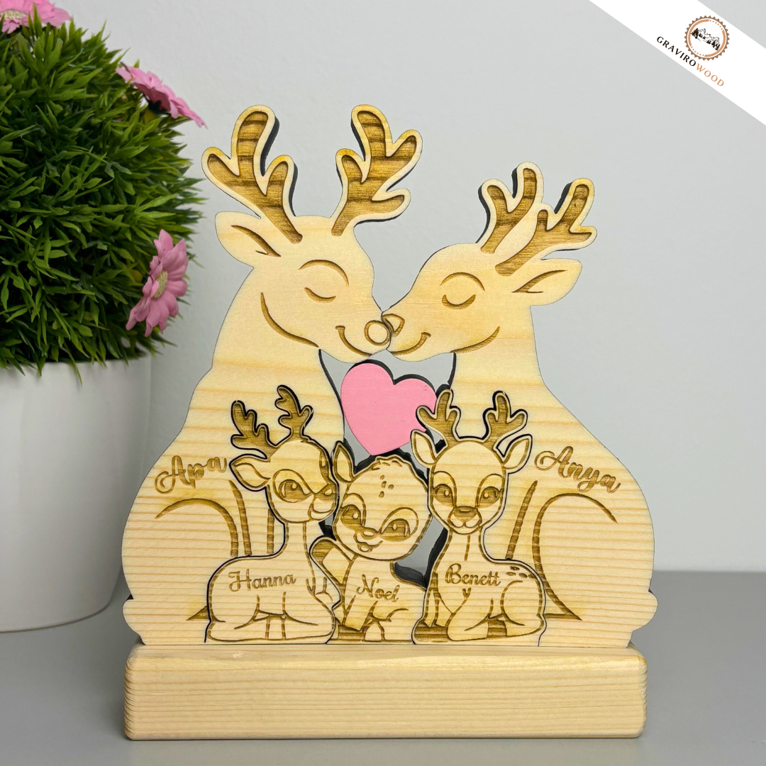 Kézműves rénszarvas család fából
