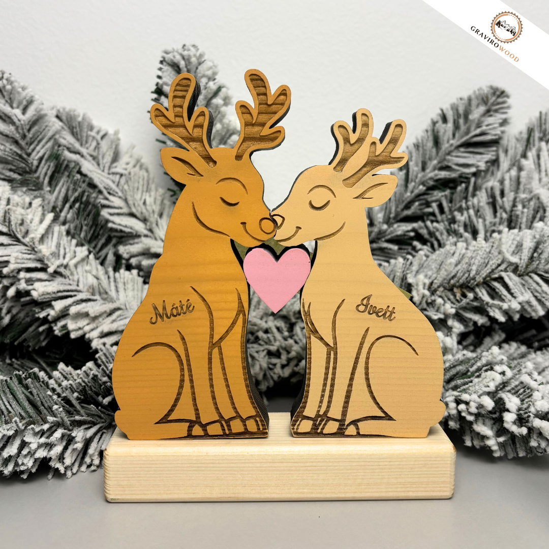 Kézműves rénszarvas család fából